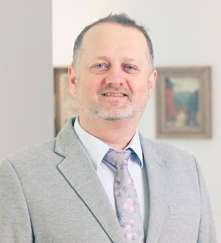 Dr. Dmitriy Kuvshinov