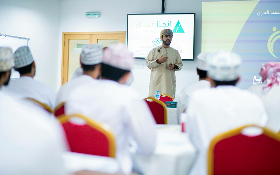 جانب من الورشة