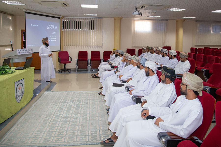 جانب من الورشة