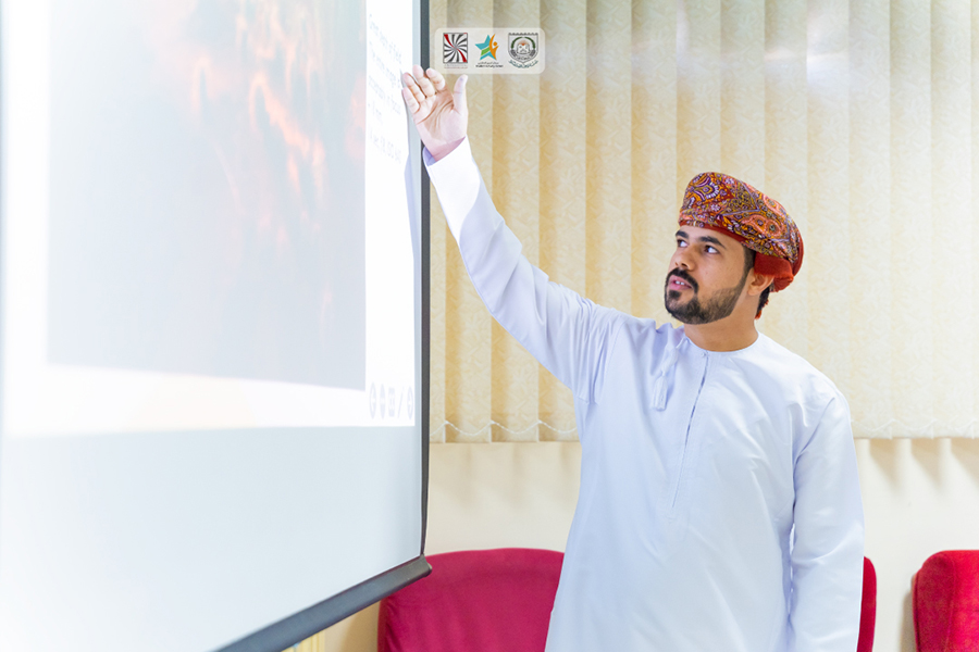 جانب من الورشة