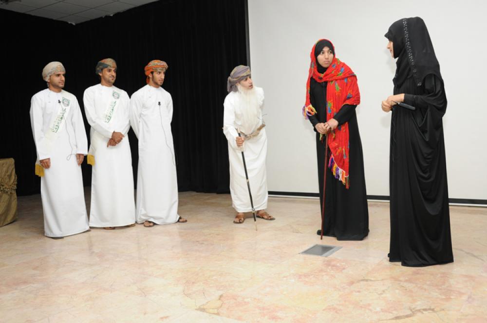 برعاية وكيل التَّعليم العالي..الجامعةُ تبحثُ \"تعزيز قيم المواطنة\" في مؤتمرِها الطُّلابي الثَّالث والملتقى الدَّولي الأوَّل للفنون التَّشكيليَّة