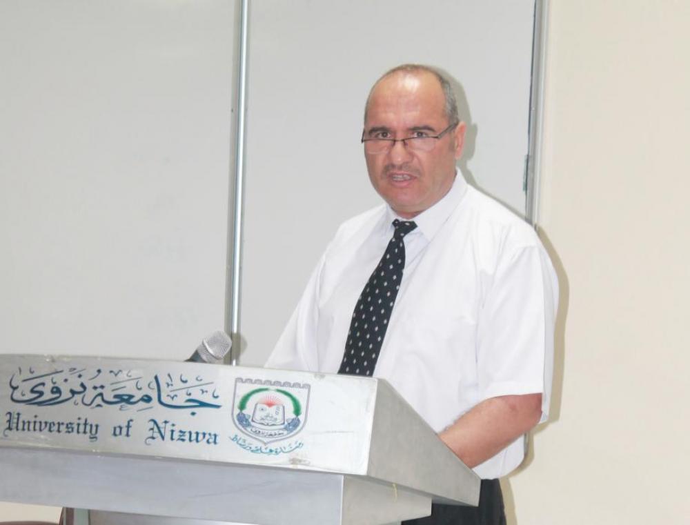 الدكتور محمد عيسى يلقي كلمة الافتتاح